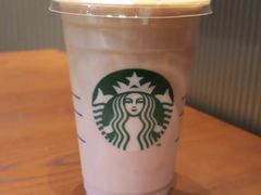 樱花季特饮-星巴克(北京三里屯SOHO一店)