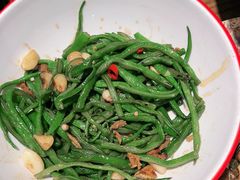 -黄泥岗·地道湖北菜(奥特莱斯店)