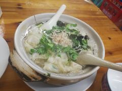 小馄饨-小许三鲜砂锅馄饨店(家多乐烟酒店)