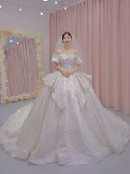 -LOVE SHINE婚纱·红鼎庄龙凤褂·妈妈装定制