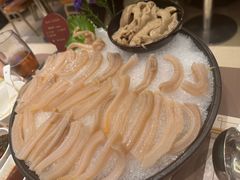 加拿大象拔蚌-協成海鮮火鍋(老店)