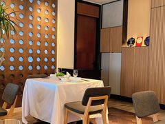 -伯衡55·吉品轩(乌鲁木齐南路店)
