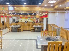 -屯老二农家铁锅炖·行业领军者(梅江店)