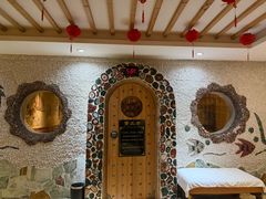 -碧中海汤泉汗蒸酒店