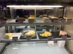 面包甜点陈列柜-双风车咖啡馆 Twin Windmills(六道口店)
