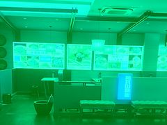 -阿瓦山寨·湘菜现炒·剁椒鱼头王(咸阳总店)