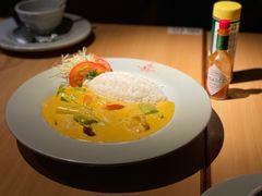 -Lia Cafe Bar Restaurant松山咖啡屋