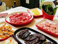 -毛辣果·贵州红酸汤牛肉火锅(西单店)