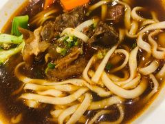 -康师傅私房牛肉面(马泉营奥莱店)