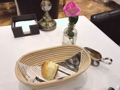 餐前面包-西山人家·二十年老字号农家菜(旺山店)
