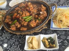 -八两八金·莱芜特色炒鸡(市南漳浦路店)