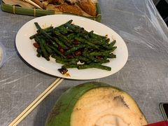-涠洲岛香蕉鸡