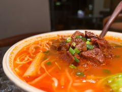 -粉八·云南米线·建水烧烤(常熟路店)