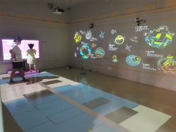 -多多淘儿童体验中心(重庆来福士店)