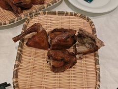 -五谷芳乳鸽王(梅沙老店)