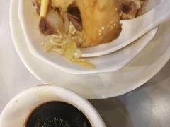 -月亮房·白斩鸡(娄山关路店)