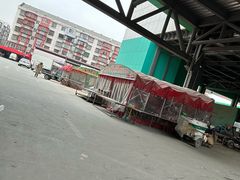 -何庄子阿米玛玛农产品批发市场