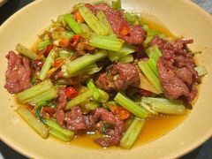 小炒牛肉-上海第一八佰伴