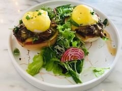 疯狂手撕牛肉班尼迪克蛋-The Rug Cafe(王府中环店)