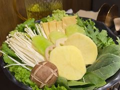 -井格重庆火锅(西直门凯德Mall店)