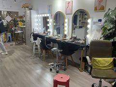 -六朵云照相馆(喷水池店)