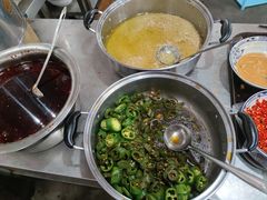 -章记正宗南岗鱼蛋火锅