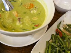 -Dang restaurant (patong phuket)