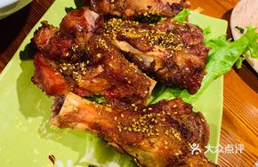 Zhao's Roasted Pork Bones