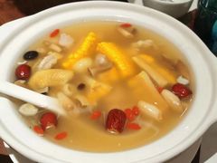 -港丽餐厅(正大店)