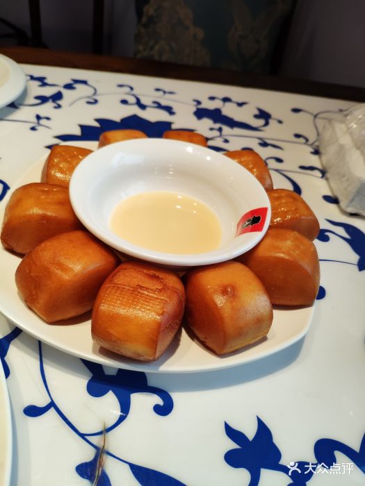 老佛爷炭火蛙锅(武林路店)黄金小馒头图片