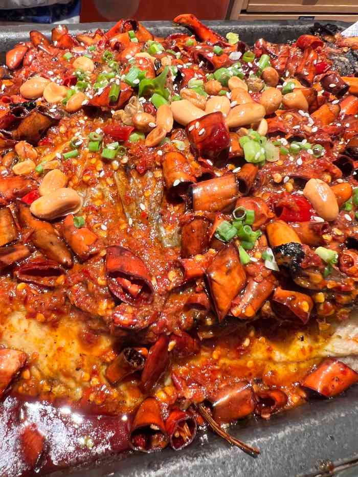 江边城外烤全鱼(牡丹园店)-"虽然烤鱼店很多,但是味道似乎没有超过这