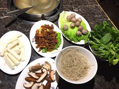 -仄园围炉坊·牛肉火锅·汕头卤水火锅(蛇口店)