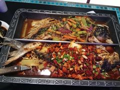 -鸣记脆皮烤鱼·海鲜烤鱼(三八广场店)