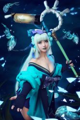 -星元素cosplay动漫摄影写真工作室