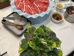 -德天肥牛海鲜火锅(龙吟坊店)