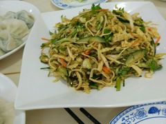 -福园东北菜饺子铁锅炖