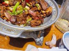 干锅肥肠护心肉-95号酱骨·一块豆腐(展春园西路店)