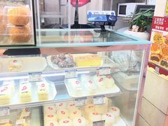 -白玉兰食品甜凤店(合生汇店)
