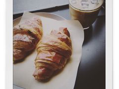 焦糖牛角包-来回·咖啡(钟村咖啡豆店)
