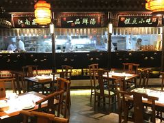 大堂-卢大鲜鱼头捞饭(美利广场店)
