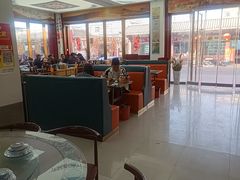 -壹阁胡羊焖饼(特色小吃街店)