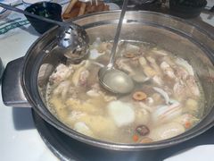 -三个椰子·现砍椰子鸡(金源CBD店)
