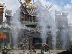 -七彩云南欢乐世界