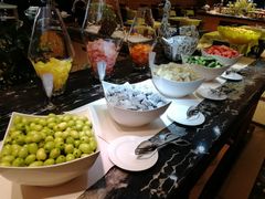 -安徽饭店·白鹭阁自助餐厅(梅山路店)