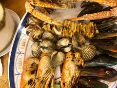 -J Daeng Seafood