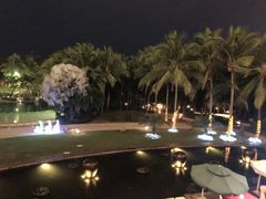 -三亚湾海居铂尔曼度假酒店