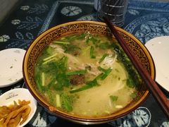 -桥香园云南过桥米线(金马碧鸡店)
