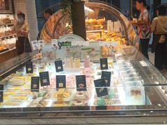 面包甜点陈列柜-罗森尼娜(德思勤店)