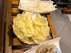 -亿诣蝎府炸酱面羊蝎子火锅(酷车小镇店)