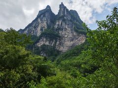 -鹿院坪生态旅游景区